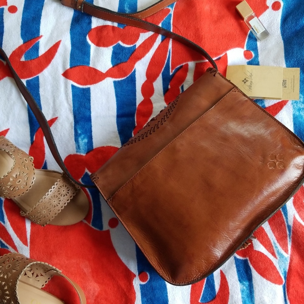 Patricia Nash crossbody bag - Picture 2 of 8